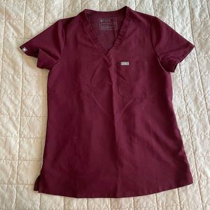 Catarina™ One-Pocket Scrub Top